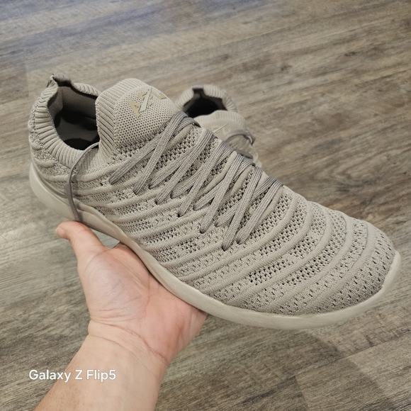 APL Men's TechLoom Wave shoes - Picture 1 of 8